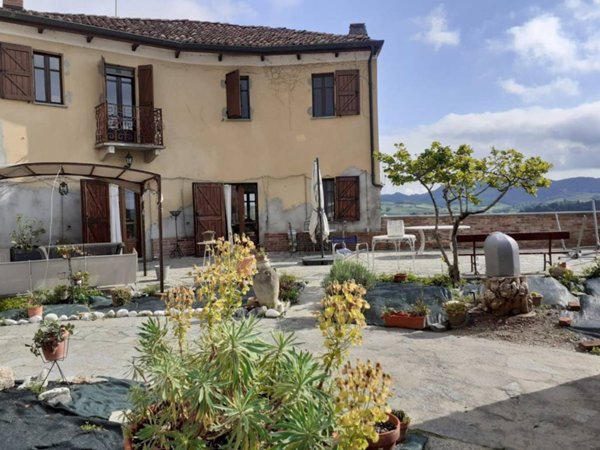 casa indipendente in vendita a Montiglio Monferrato