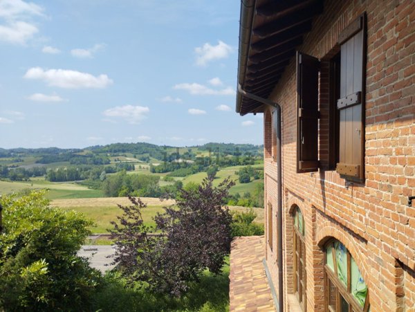 casa indipendente in vendita a Montiglio Monferrato
