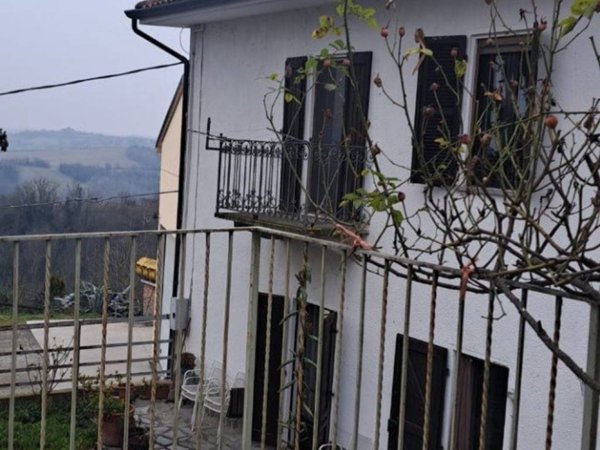 intera palazzina in vendita a Montiglio Monferrato