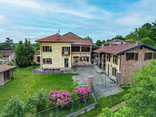 casa indipendente in vendita a Montiglio Monferrato