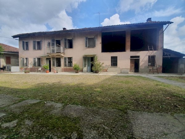 casa indipendente in vendita a Montiglio Monferrato