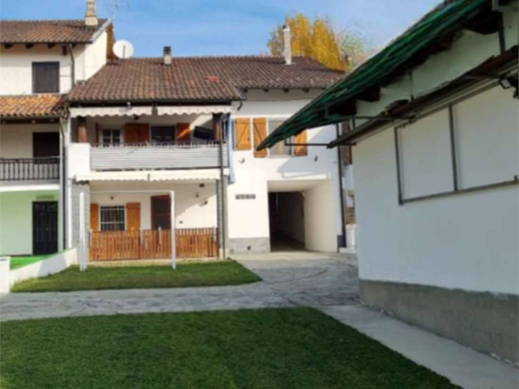 casa indipendente in vendita a Montiglio Monferrato