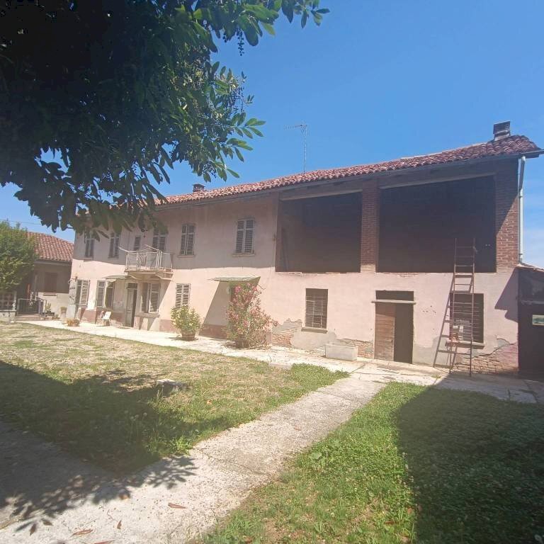 casa indipendente in vendita a Montiglio Monferrato