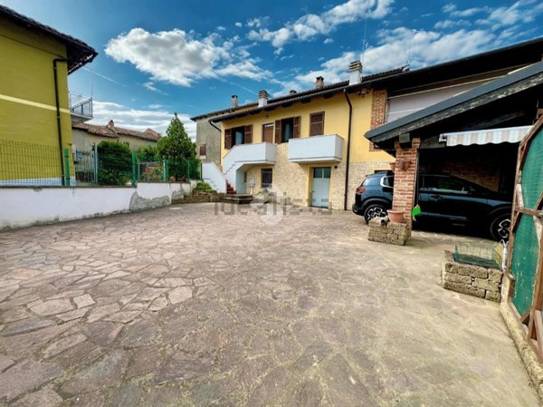 casa indipendente in vendita a Montiglio Monferrato