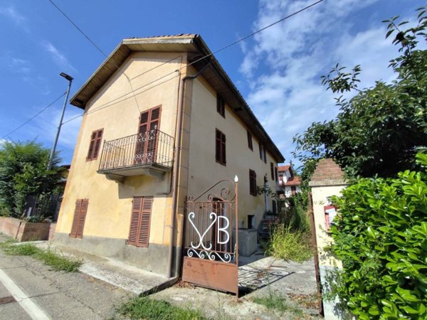 casa indipendente in vendita a Montiglio Monferrato