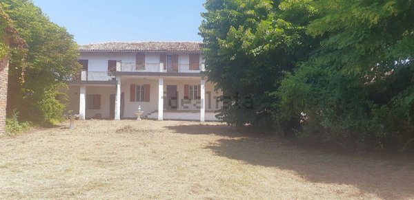 casale in vendita a Montiglio Monferrato