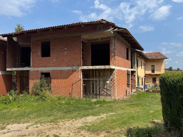 casa indipendente in vendita a Montiglio Monferrato
