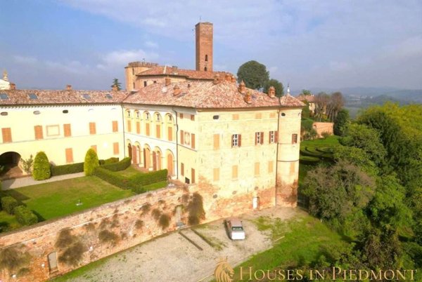 villa in vendita a Montiglio Monferrato