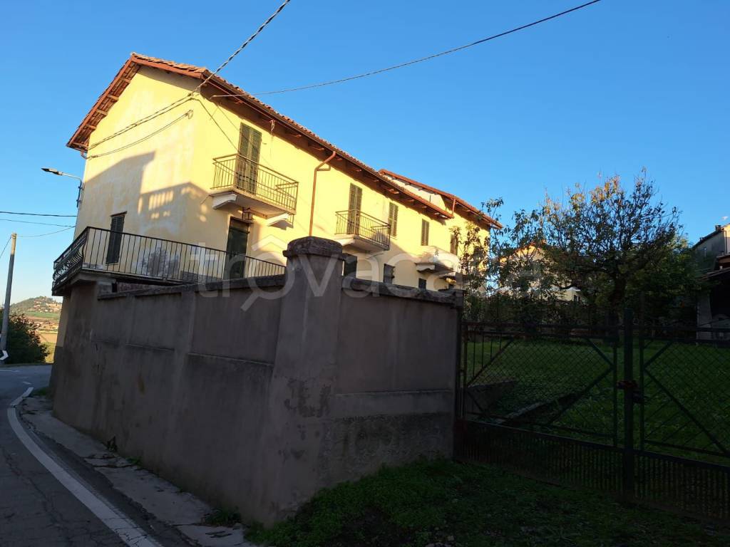 casa indipendente in vendita a Montiglio Monferrato