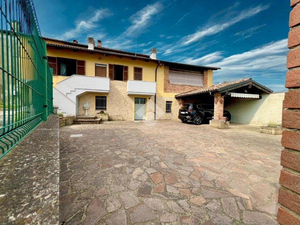 casa indipendente in vendita a Montiglio Monferrato
