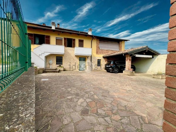 casa indipendente in vendita a Montiglio Monferrato