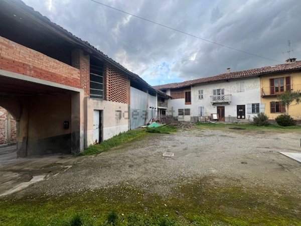 casa indipendente in vendita a Montiglio Monferrato