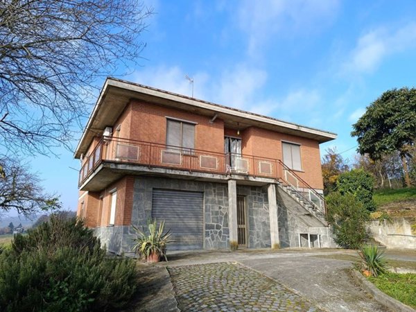 casa indipendente in vendita a Montiglio Monferrato