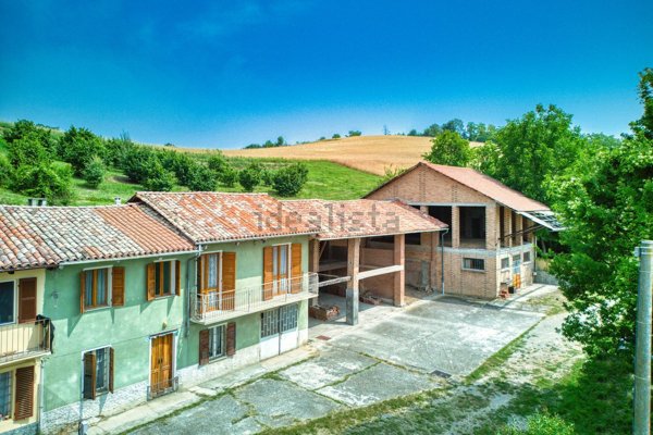 casale in vendita a Montiglio Monferrato