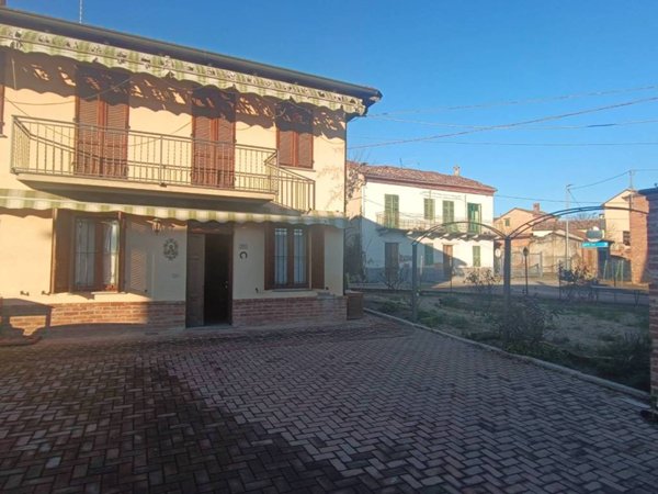 casa indipendente in vendita a Montiglio Monferrato