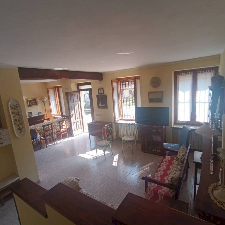 casa indipendente in vendita a Montiglio Monferrato