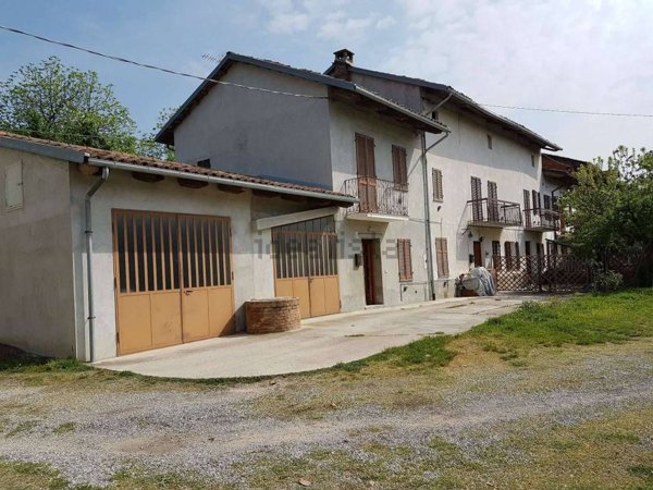 casa indipendente in vendita a Montiglio Monferrato