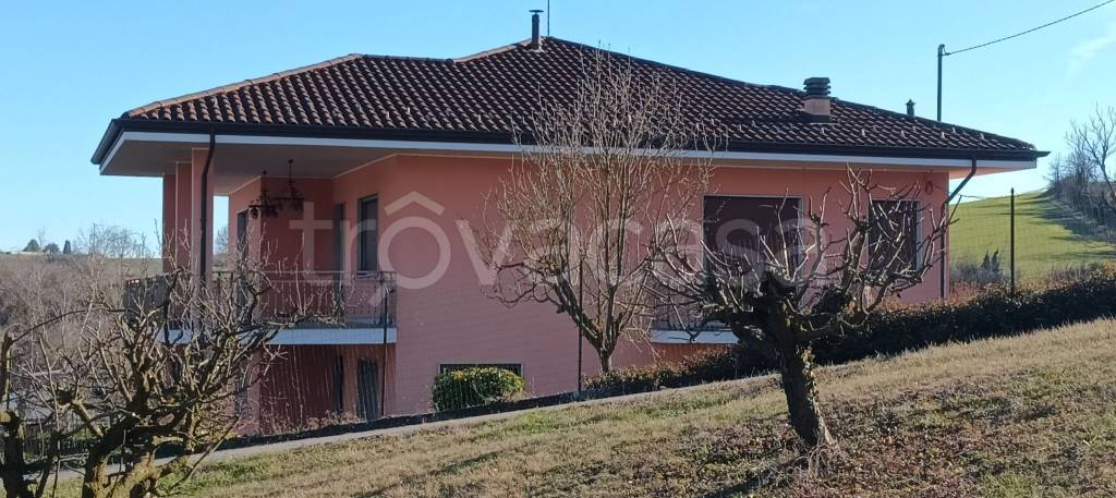 casa indipendente in vendita a Montiglio Monferrato