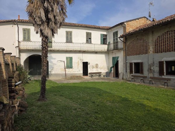 casa indipendente in vendita a Montiglio Monferrato