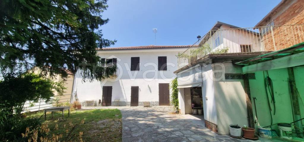 casa semindipendente in vendita a Montiglio Monferrato