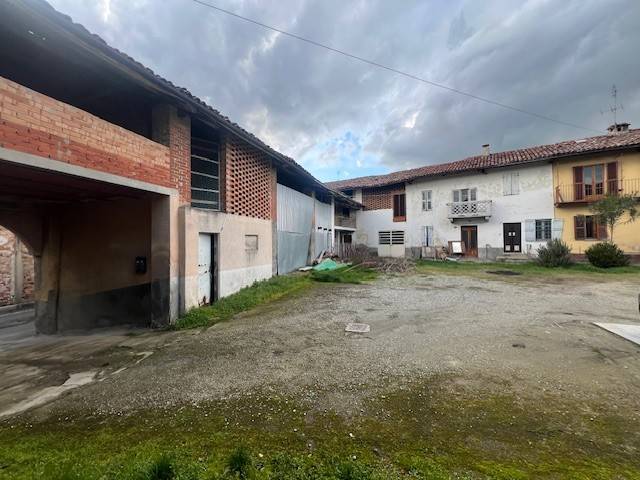 casale in vendita a Montiglio Monferrato
