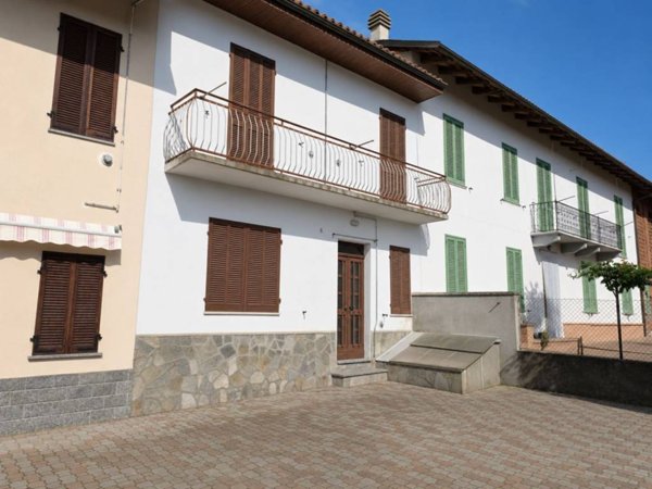 casa indipendente in vendita a Montiglio Monferrato