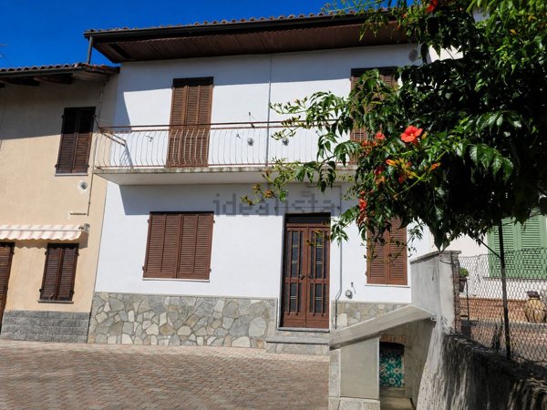 casa indipendente in vendita a Montiglio Monferrato