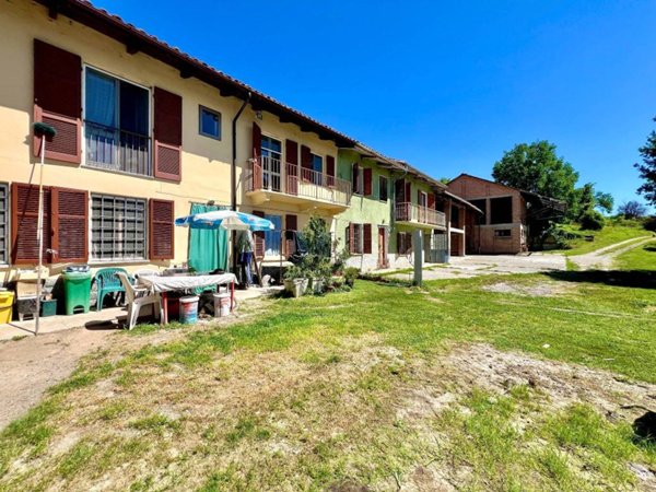 casa indipendente in vendita a Montiglio Monferrato