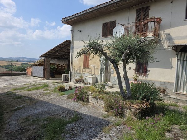 casa indipendente in vendita a Montiglio Monferrato