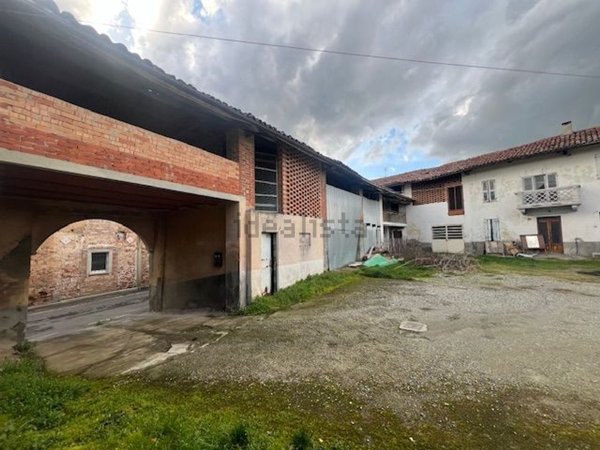 casa indipendente in vendita a Montiglio Monferrato