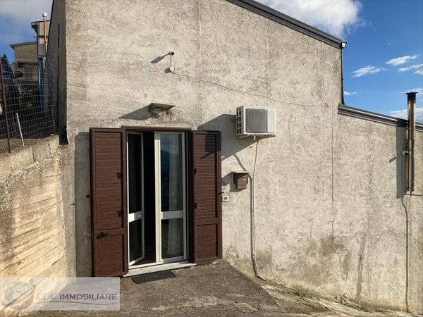 casa indipendente in vendita ad Alia