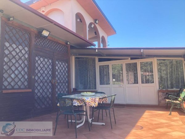 casa indipendente in vendita ad Alia