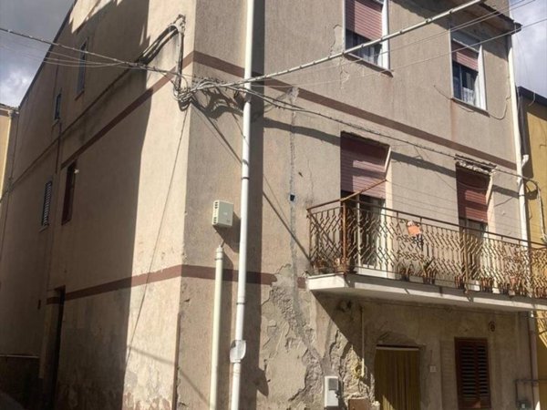 casa indipendente in vendita ad Alia