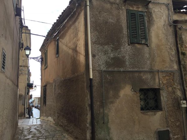 casa indipendente in vendita ad Alia