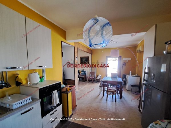 casa indipendente in vendita ad Alia