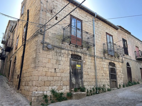 esavano in vendita ad Alimena