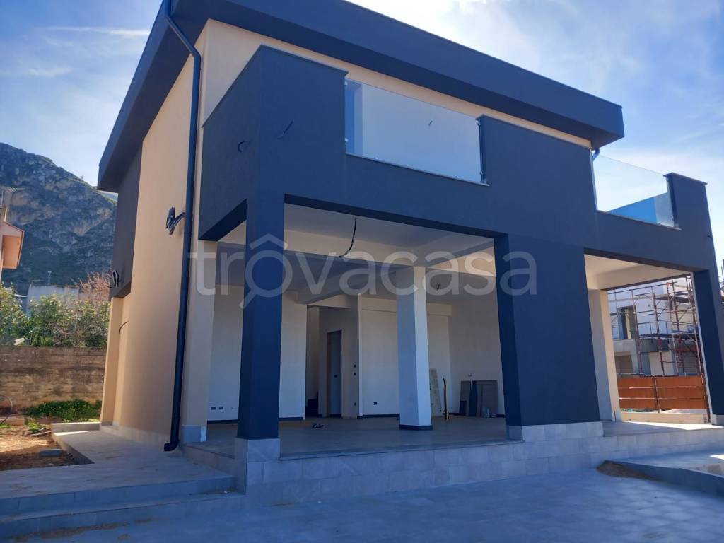 casa indipendente in vendita ad Altavilla Milicia