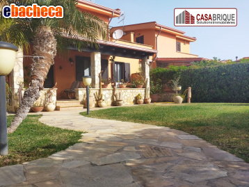 casa indipendente in vendita ad Altavilla Milicia
