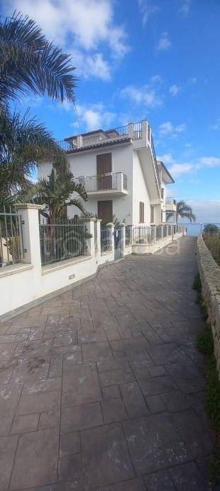 casa indipendente in vendita ad Altavilla Milicia
