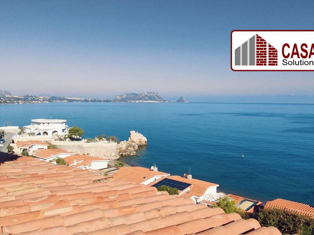 casa indipendente in vendita ad Altavilla Milicia in zona Torre Colonna