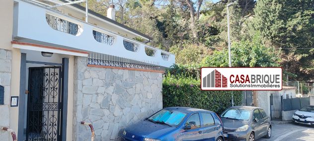 casa indipendente in vendita ad Altavilla Milicia in zona Torre Colonna