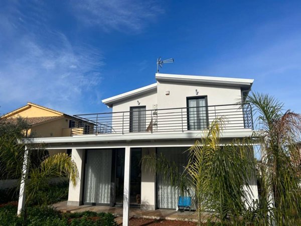 casa indipendente in vendita ad Altavilla Milicia