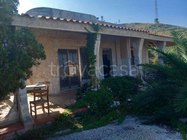 casa indipendente in vendita ad Altavilla Milicia