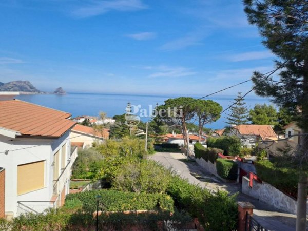 casa indipendente in vendita ad Altavilla Milicia
