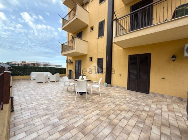 appartamento in vendita ad Altavilla Milicia