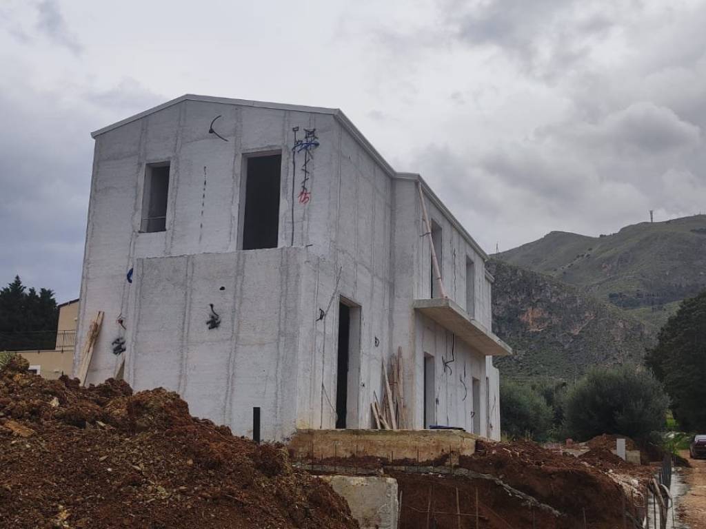 casa indipendente in vendita ad Altavilla Milicia