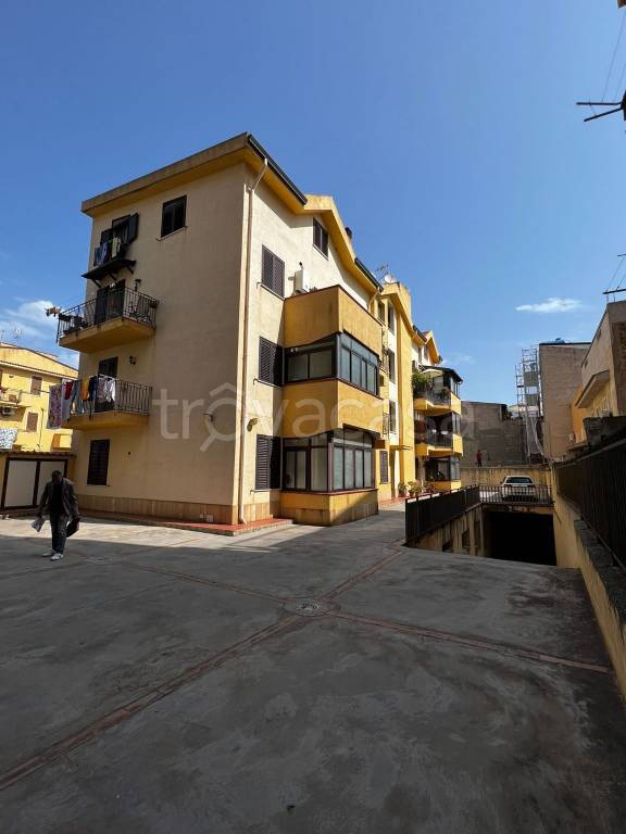 appartamento in vendita ad Altavilla Milicia