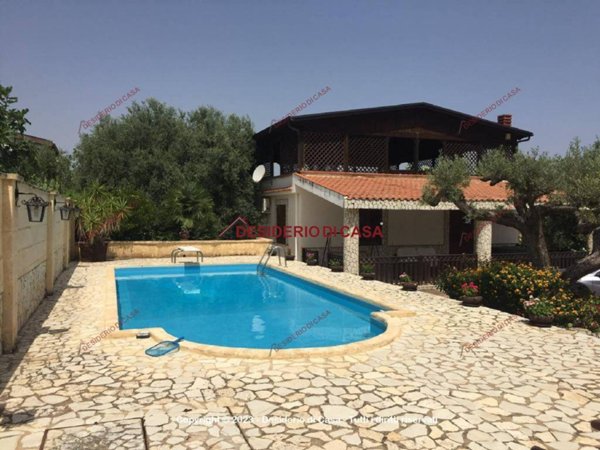 casa indipendente in vendita ad Altavilla Milicia
