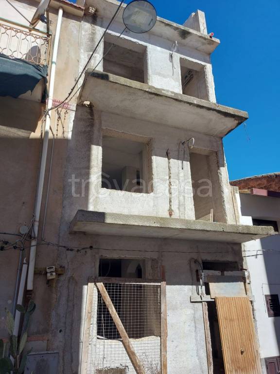 casa indipendente in vendita ad Altavilla Milicia