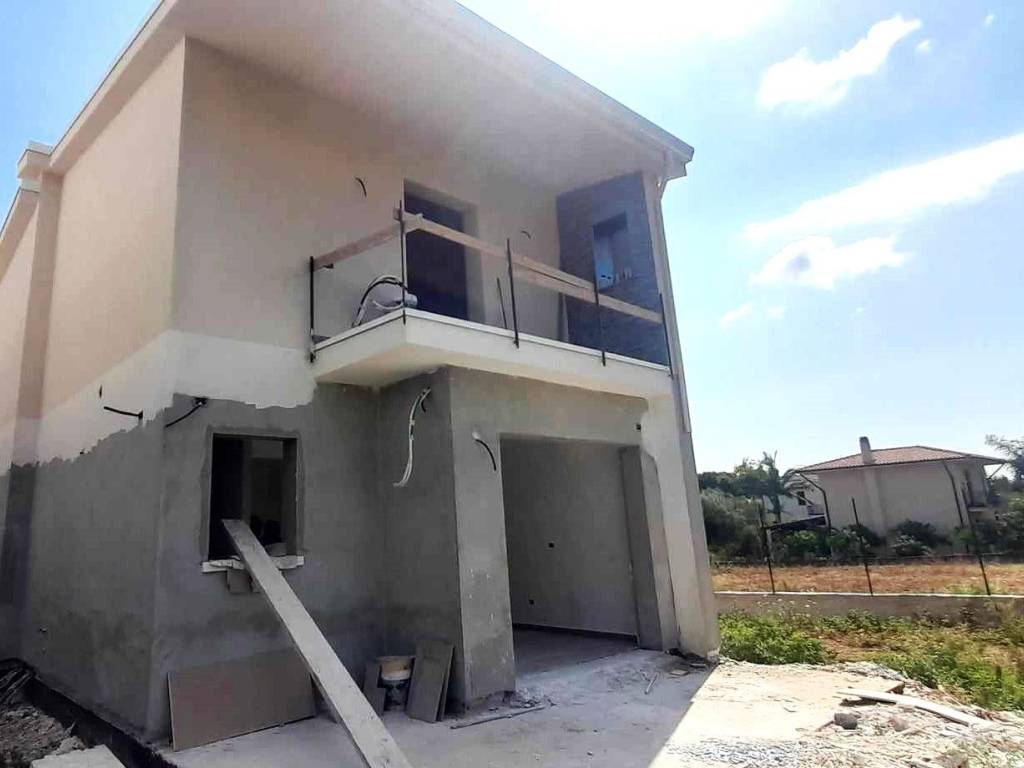 casa indipendente in vendita ad Altavilla Milicia
